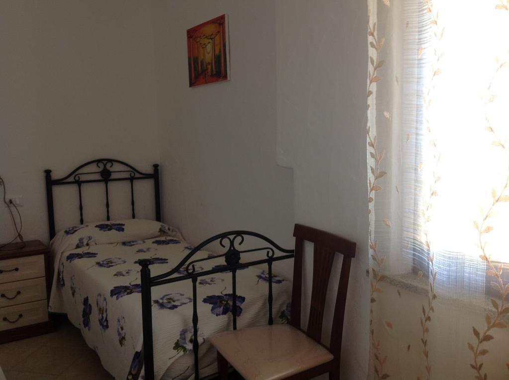 Villa Paola Valledoria  Kamer foto