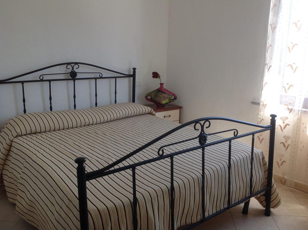 Villa Paola Valledoria  Kamer foto