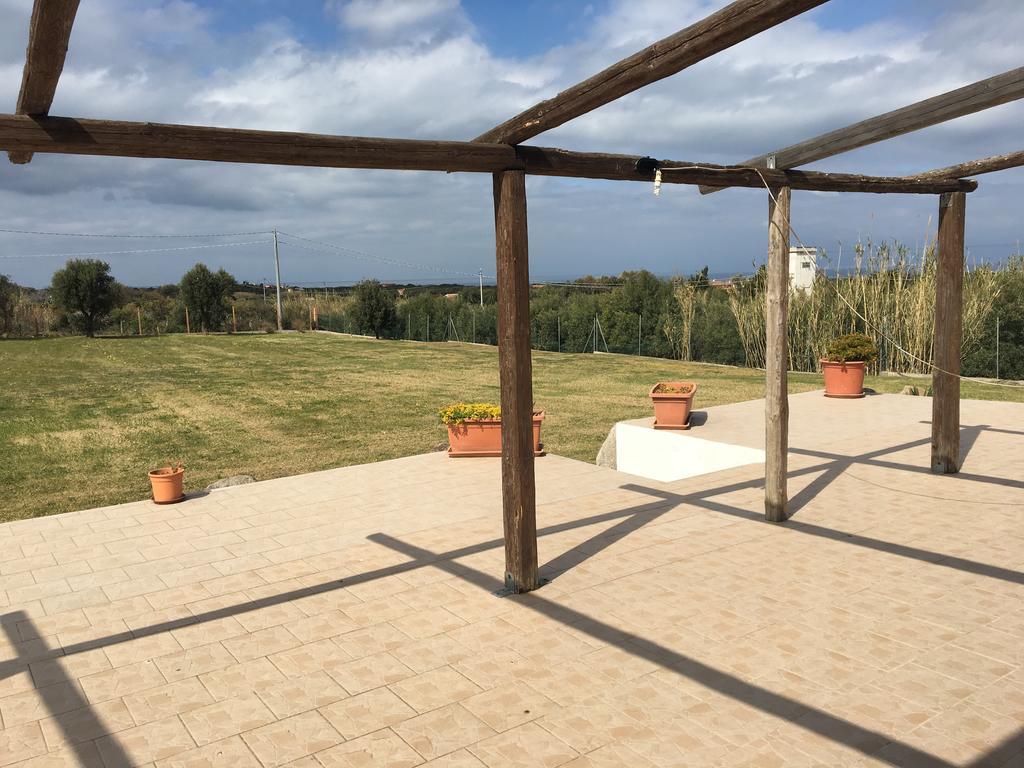 Villa Paola Valledoria  Buitenkant foto