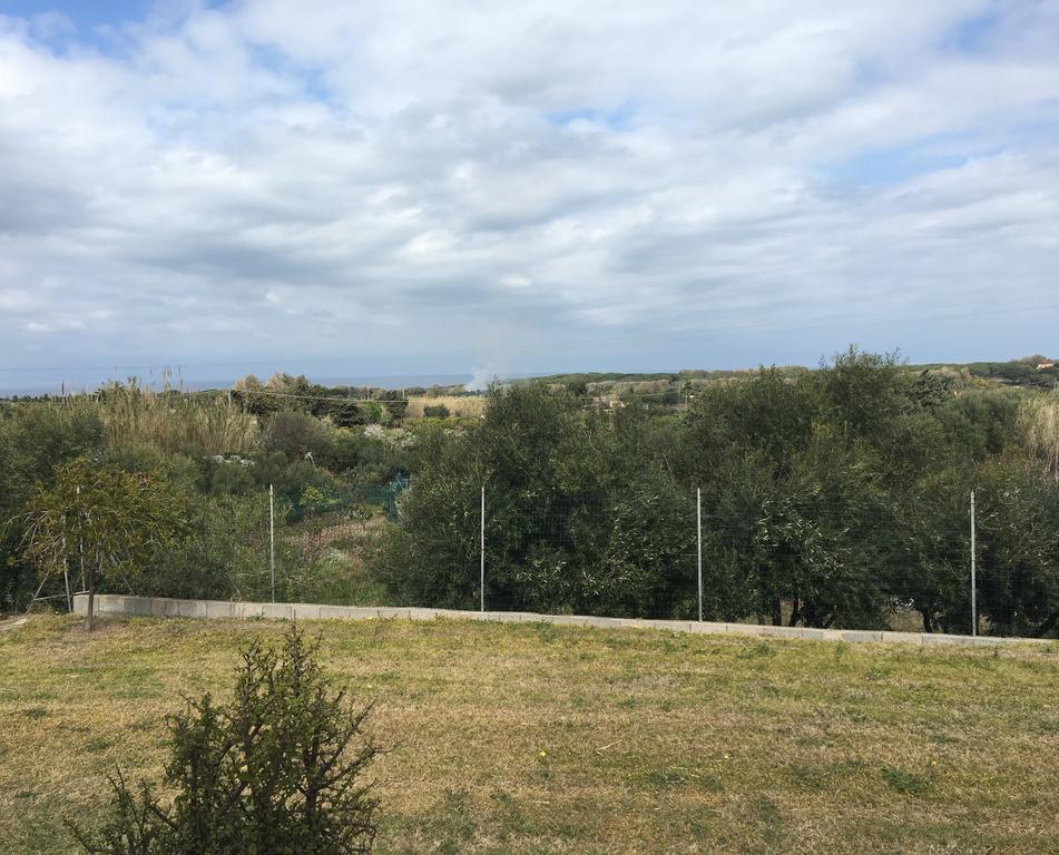Villa Paola Valledoria  Buitenkant foto